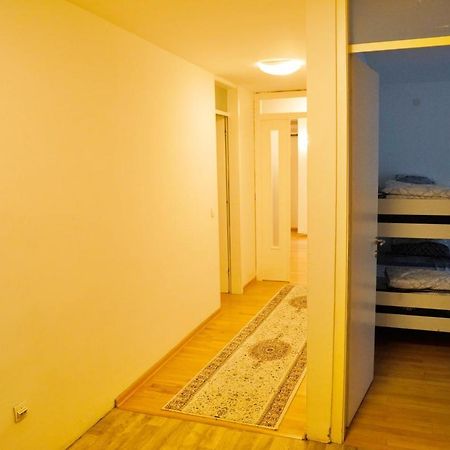 City Center Grand Apartment - Three-Bedroom, Free Parking Sarajevo Eksteriør bilde